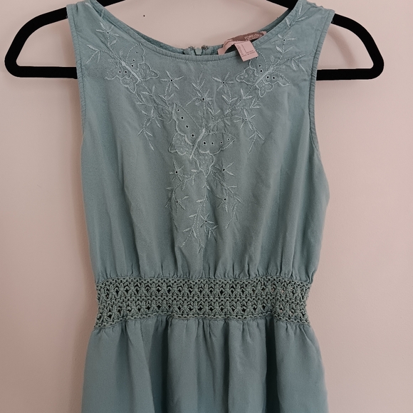 Embroidered Seafoam Green Dress - Picture 5 of 5